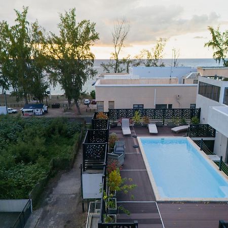 Shanti Haveli Beachfront Apartments Flic-en-Flacq Extérieur photo