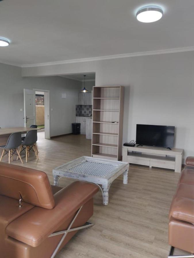 Shanti Haveli Beachfront Apartments Flic-en-Flacq Extérieur photo