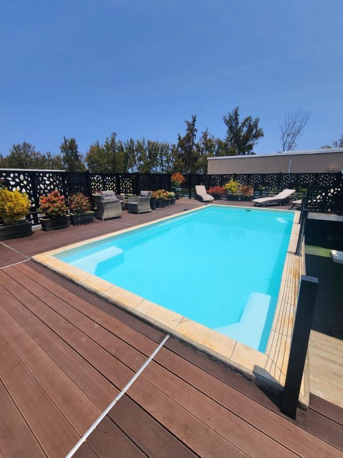 Shanti Haveli Beachfront Apartments Flic-en-Flacq Extérieur photo