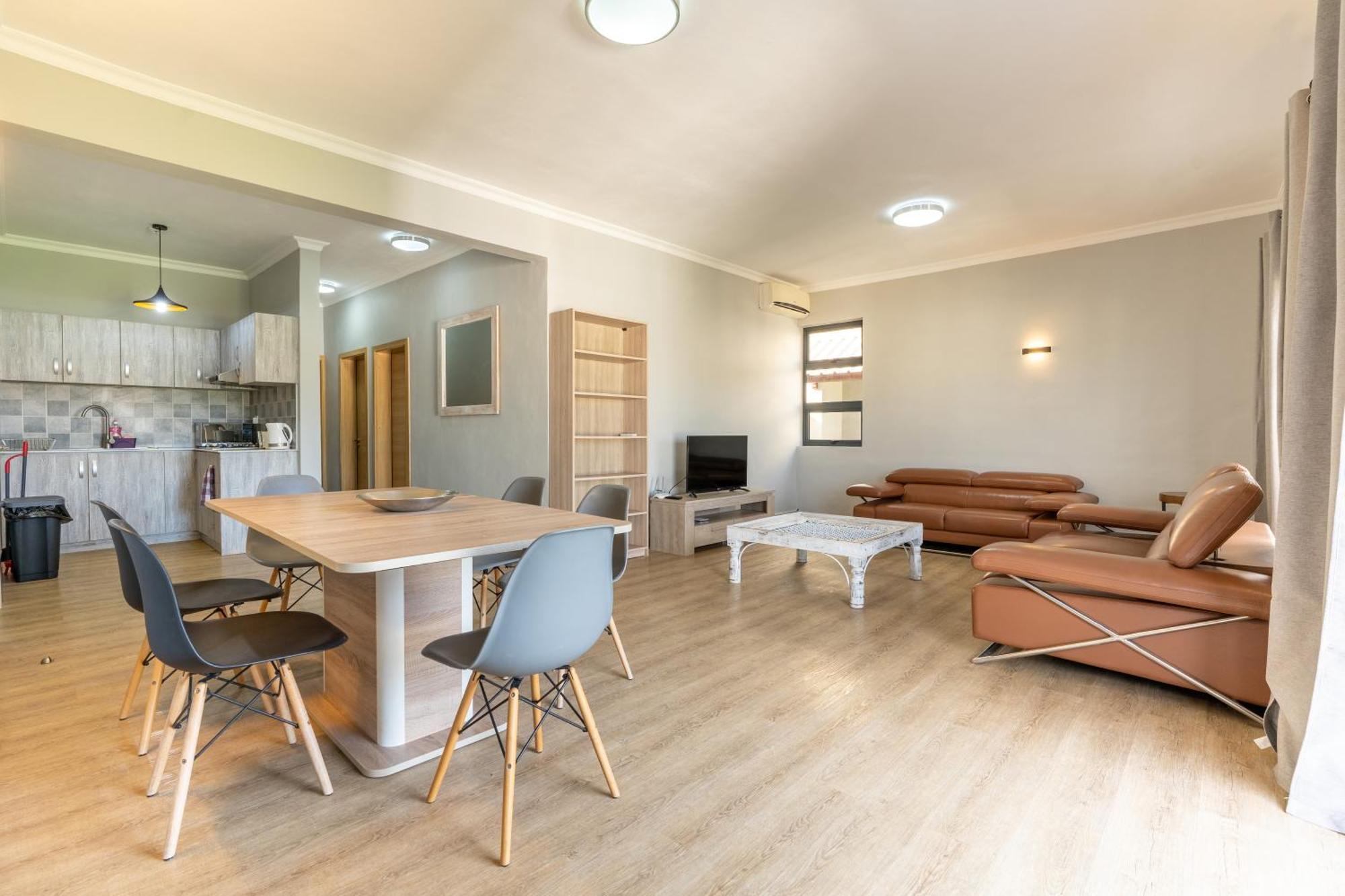 Shanti Haveli Beachfront Apartments Flic-en-Flacq Extérieur photo